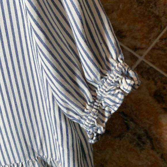 Madewell Women’s Courtyard Ruffle-Hem Top in Stripe Blue and Cream Size Medium - Picture 6 of 11